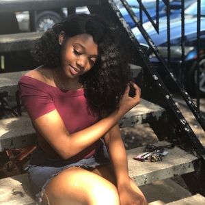 Meet your Posher, Kyla